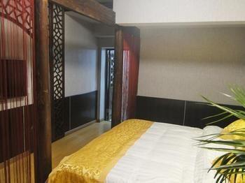 Hong Village Pine Crane Hall Inn Хуаншань Екстер'єр фото